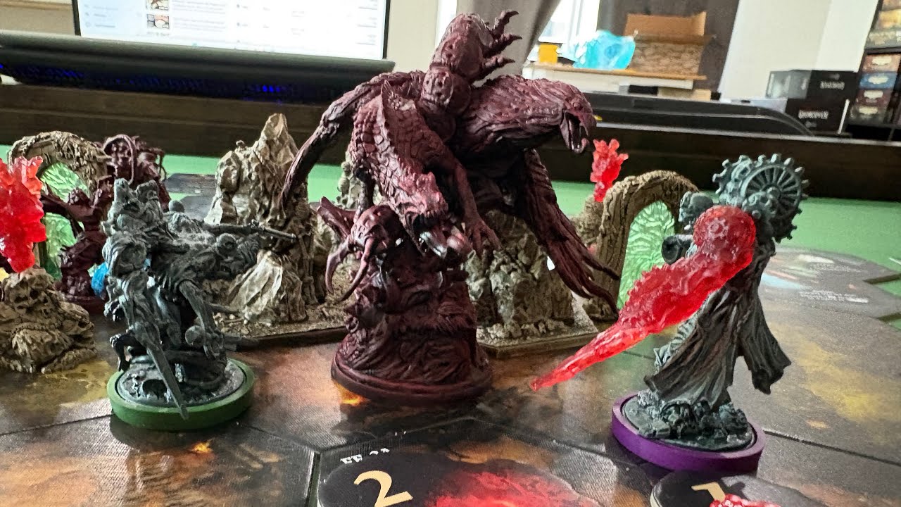 Grimcoven - Mannequin with Clockwork Giant Deputy vs Chimera