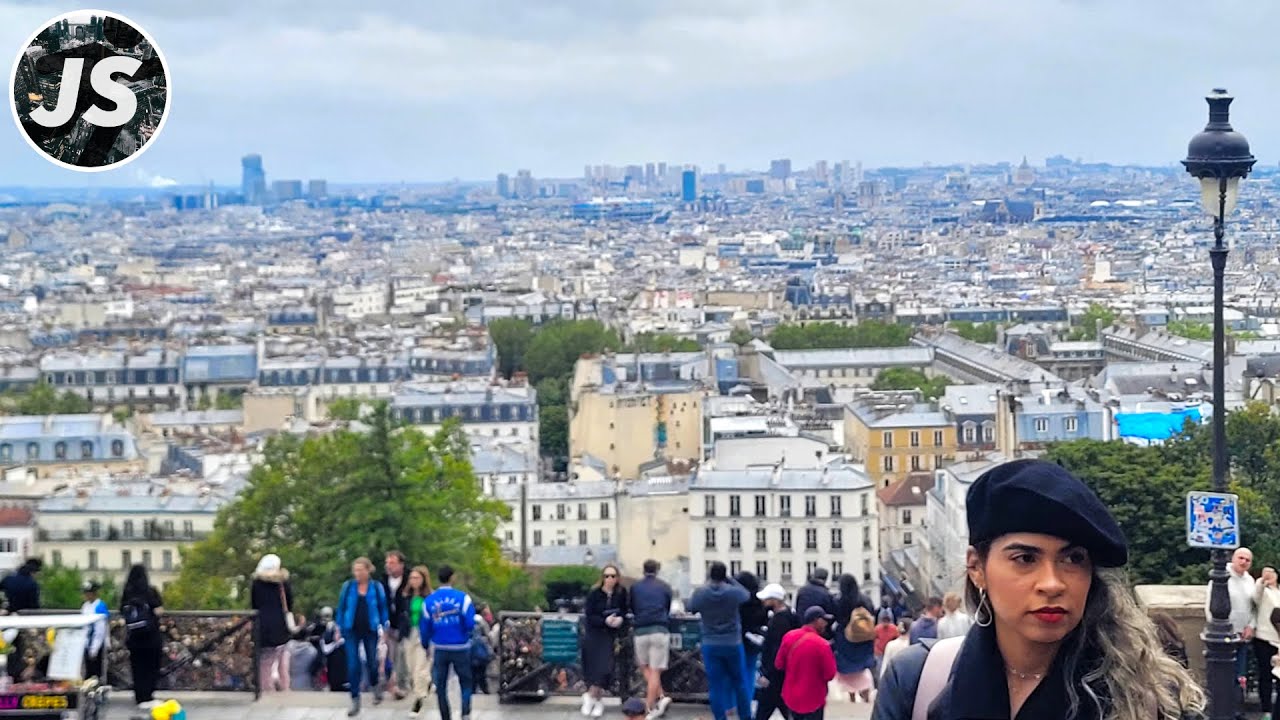 Paris Walk | Sacre Coeur, Montmartre & Moulin Rouge