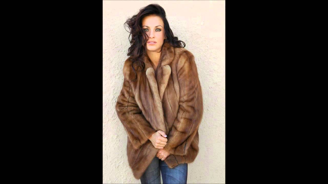 Nice fur coats - Beautiful women