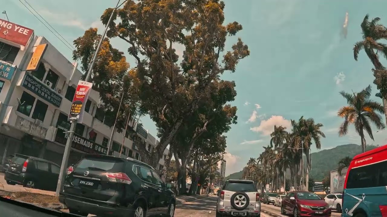 A Suburban Drive in Malaysia | On The Road #35