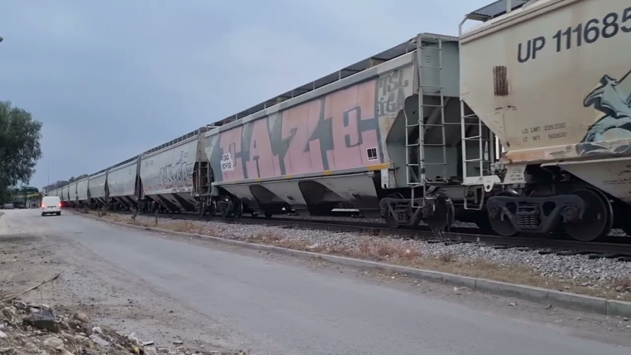 FXE 4604 4500 CUPCXJZ CARRUSEL CUAUTITLAN JUAREZ AL NORTE CON SALUDO DEL MAQUINISTA 