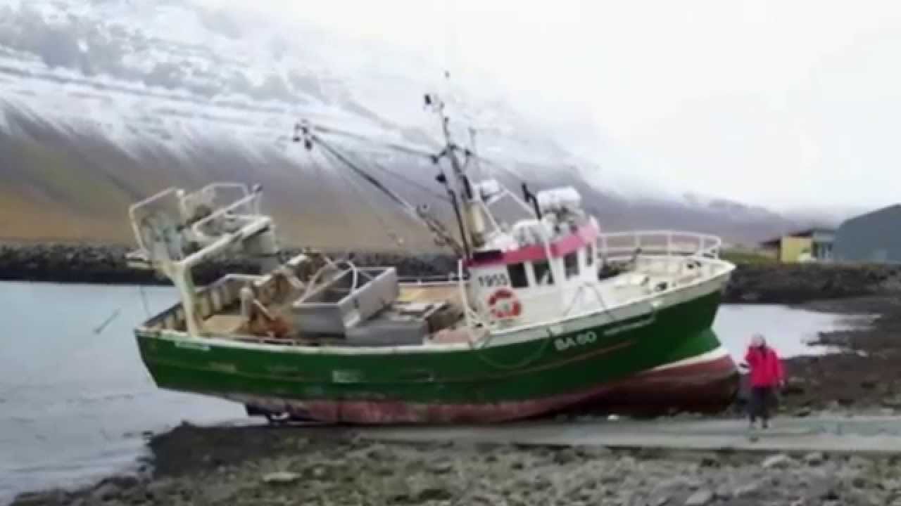 Búnaður og skoðun á Joni Hákoni BA 60