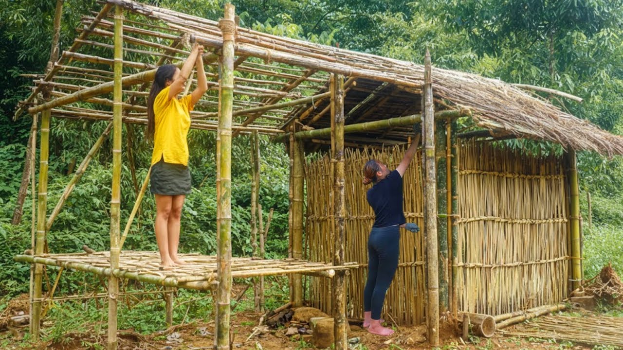 Leaving the Noisy City to the Countryside | Solo Building a 2 Story Bamboo Kitchen