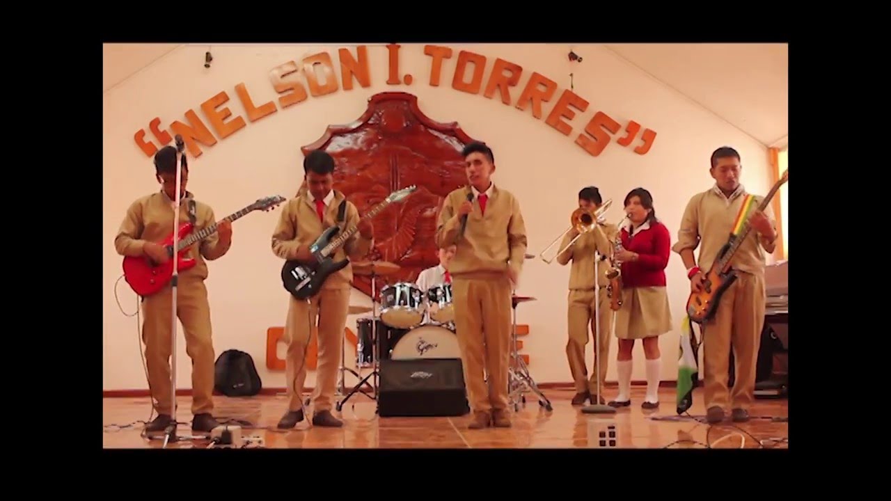 ERICK AMANTA - AMOR INESPERADO, COLEGIO NELSON TORRES (Video Oficial), Suena Pichincha 2016 - 2017.