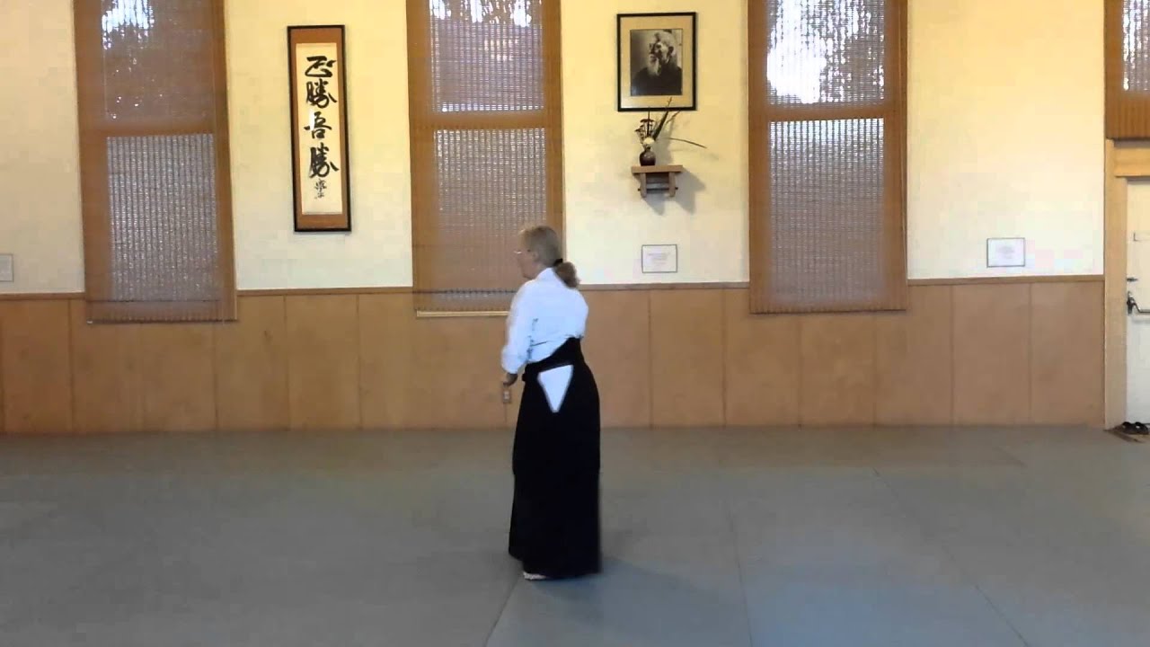 Aikido Bojutsu Ikkyo and Nikyo demonstrated by Linda Holiday Sensei