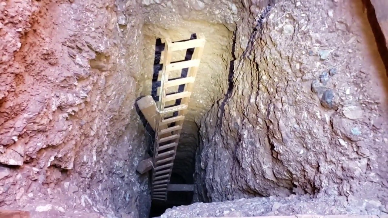 El Paso Mountains -- Exploring Mines & Detecting