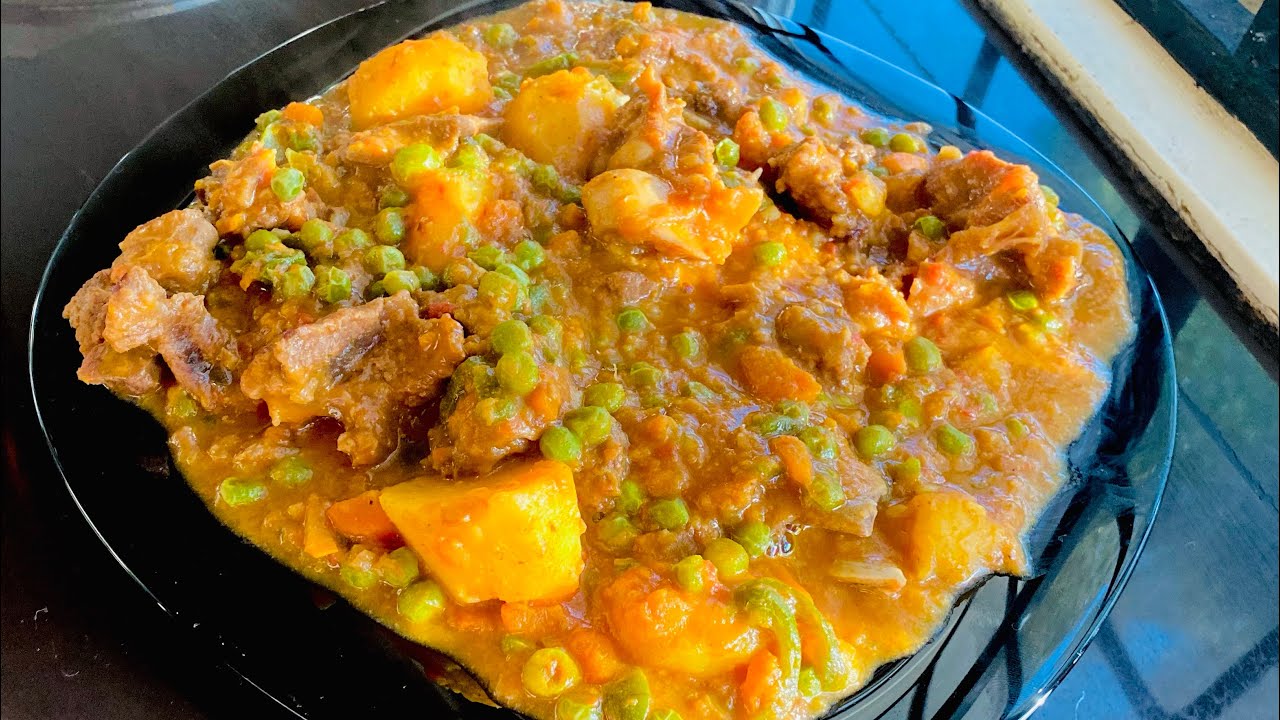 Jinsi ya kupika njegere,Nyama na viazi(peas,meat,potato,  recipe)