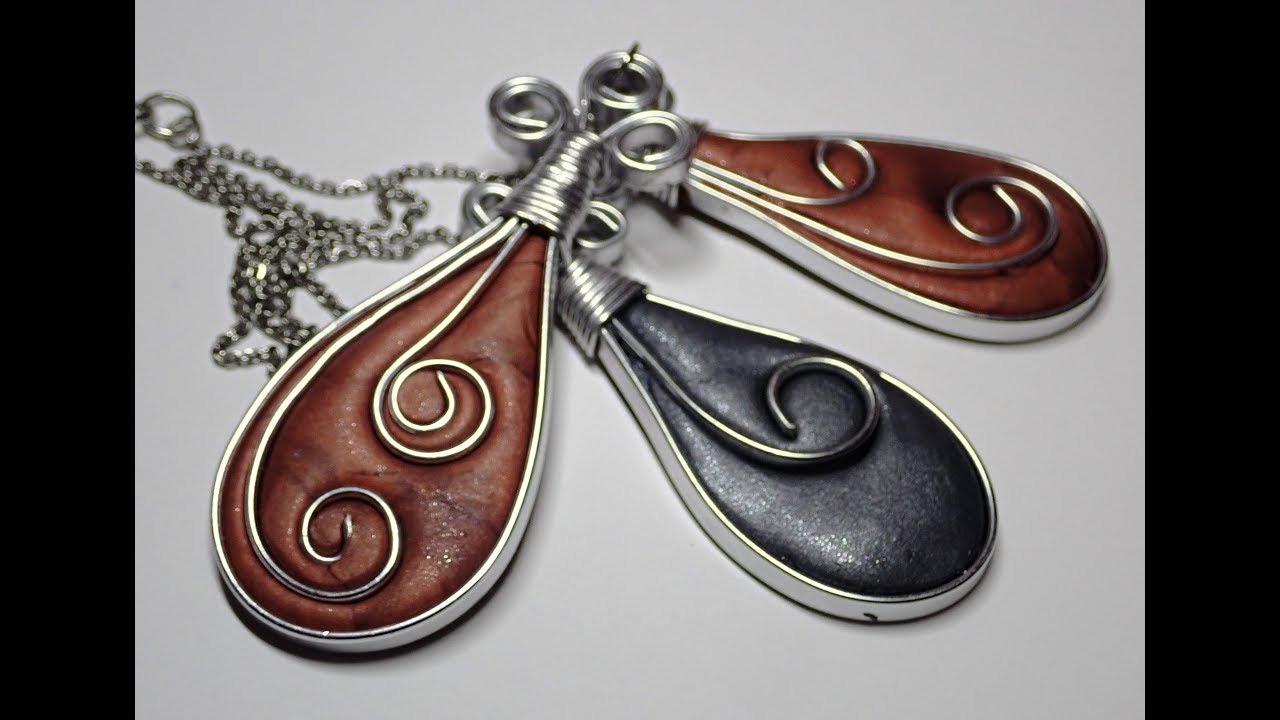 Flat wire pendant with polymer clay