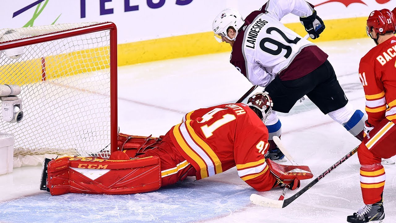 Mike Smith makes two big glove saves on the penalty kill