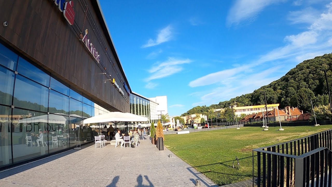 Visiting Brasov's biggest Mall || AFI Brasov, Brasov, Romania 🇷🇴 || @PassportGroove