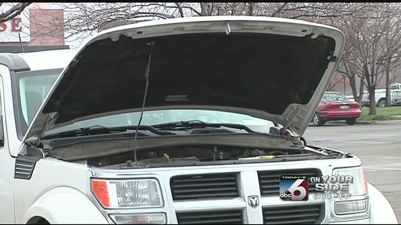 Broken down car scam being used to get your cash