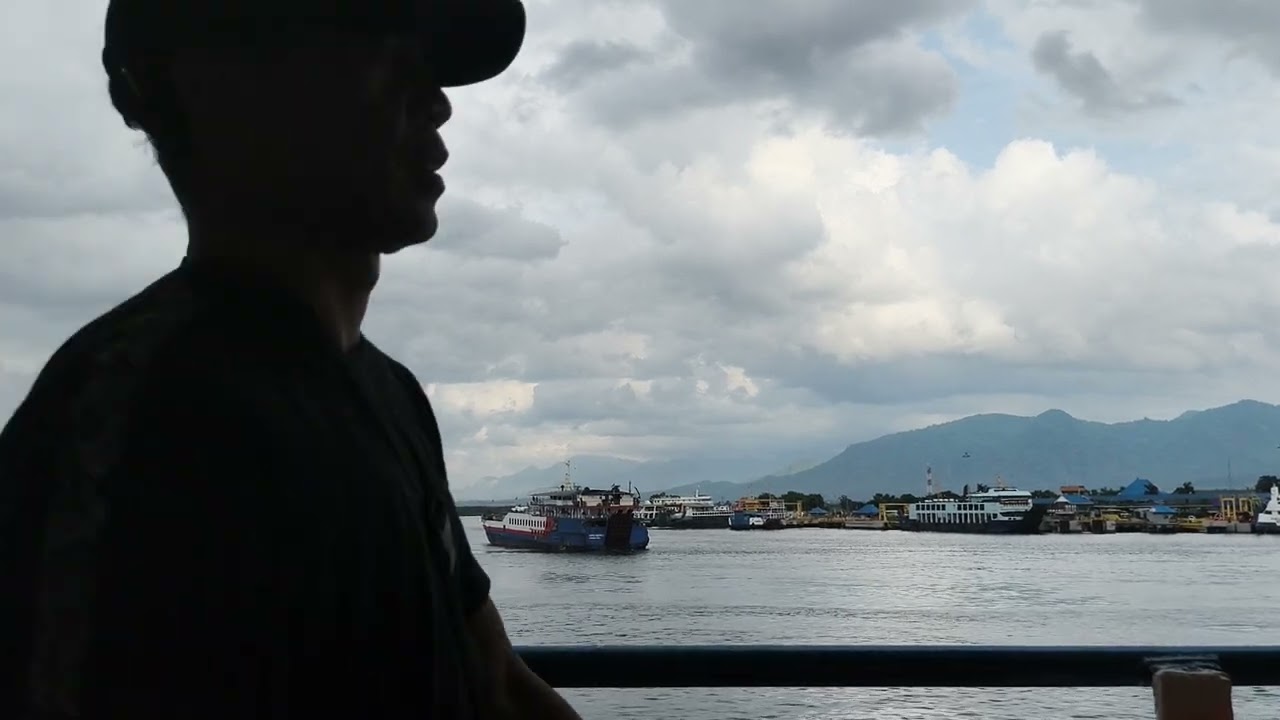 SELAT BALI,, Pelabuhan Gilimanuk Menuju Pelabuhan Ketapang Banyuwangi.!!!! 