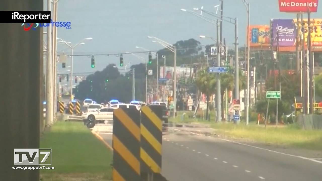 USA, BATON ROUGE : TRE POLIZIOTTI UCCISI E TRE FERITI