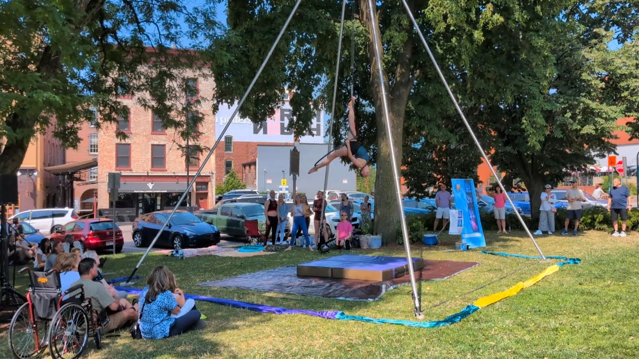 Aerial Dance at Festival of Fools in City Hall Park