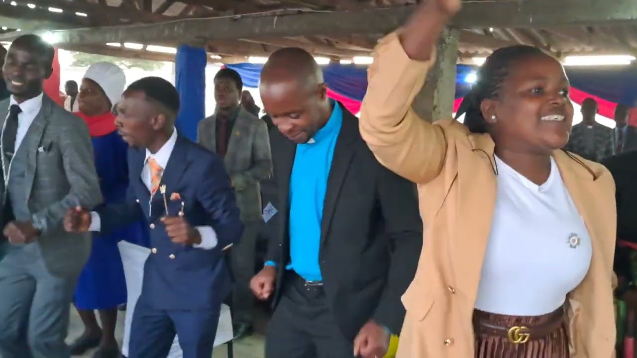 SONG : Munoite Minana Nezviratidzo. Pastor Brian Mayeka. CLARE  CONVENTION 2025