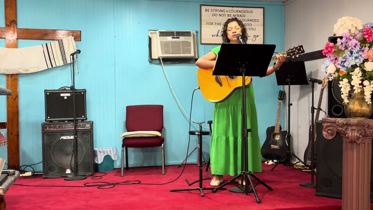 Hermana Nancy Magaña Alabanza #1