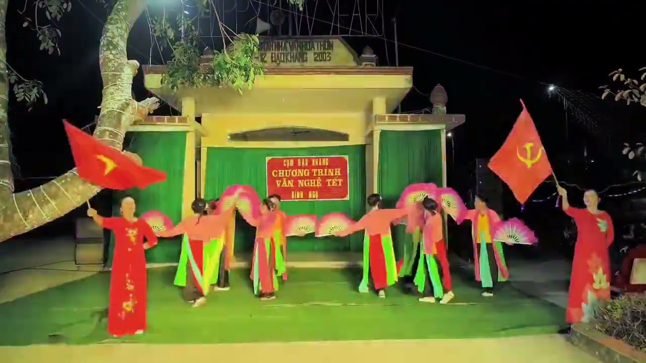 ĐẤT NƯỚC TÌNH XUÂN - MÚA CHÈO - CỤM ĐẠO KHANG