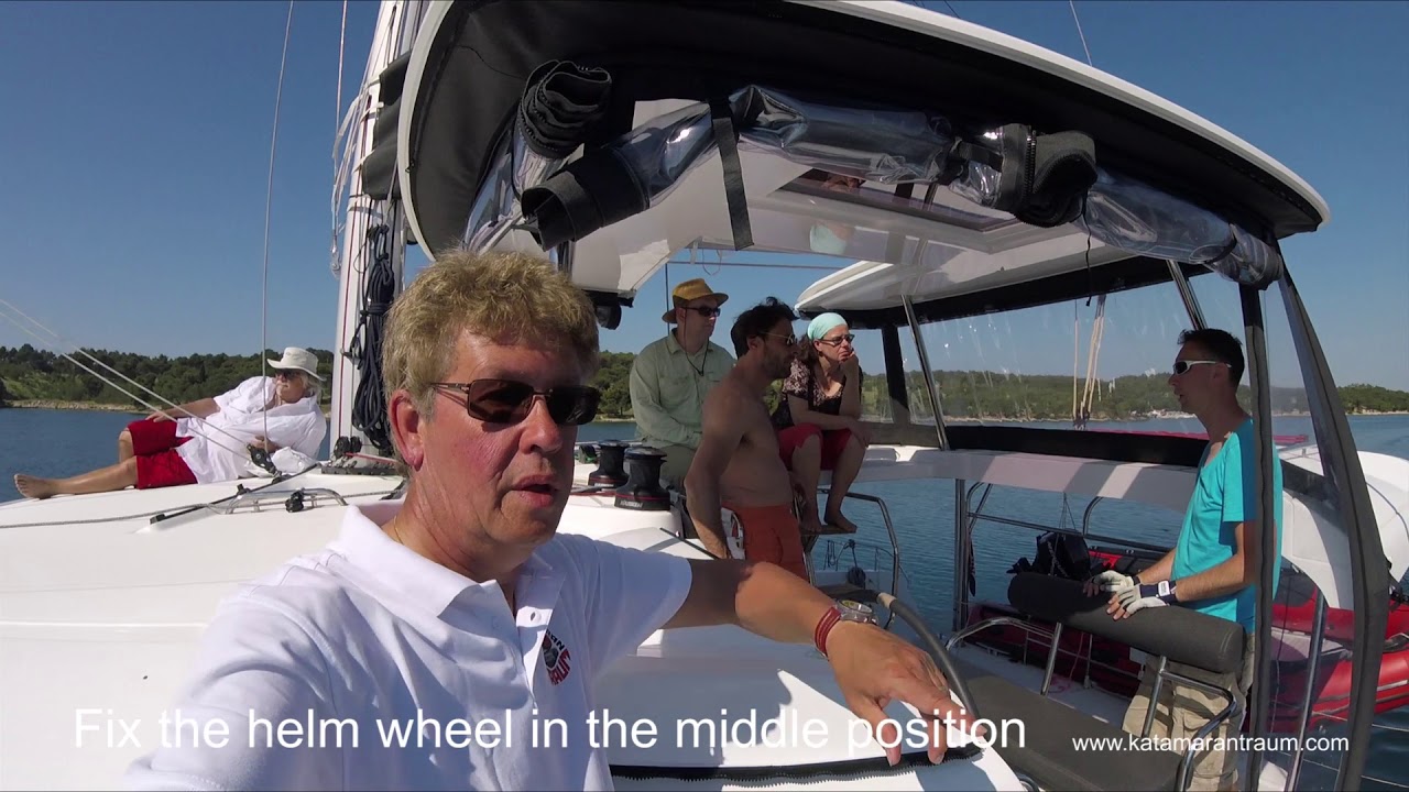 Katamarantraum Catamaran Docking Maneuver Sailing Training - Lagoon 42