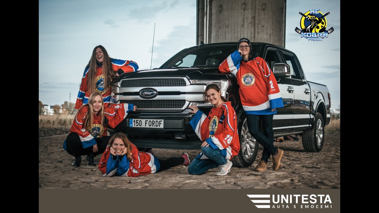 HC Kobra Praha ženy a Ford F-150