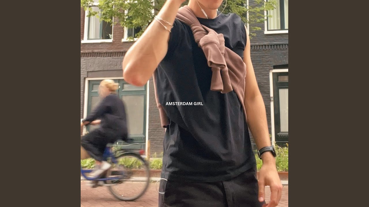AMSTERDAM GIRL
