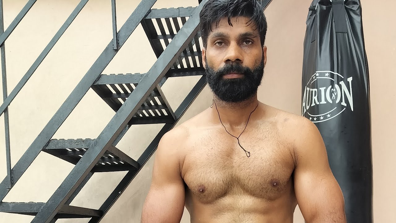 Ravisharma is live Leg and Shoulder exercises 🏋️ @Rvfittnes0310 #desi #gym #fitness 