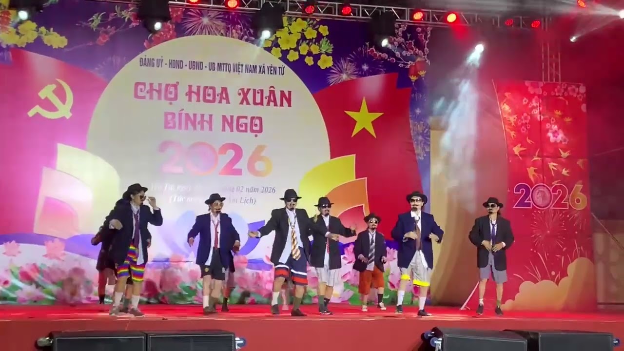 Hội chợ xuân xã Yên Từ - đội văn nghệ xóm Trong - Liên Phương