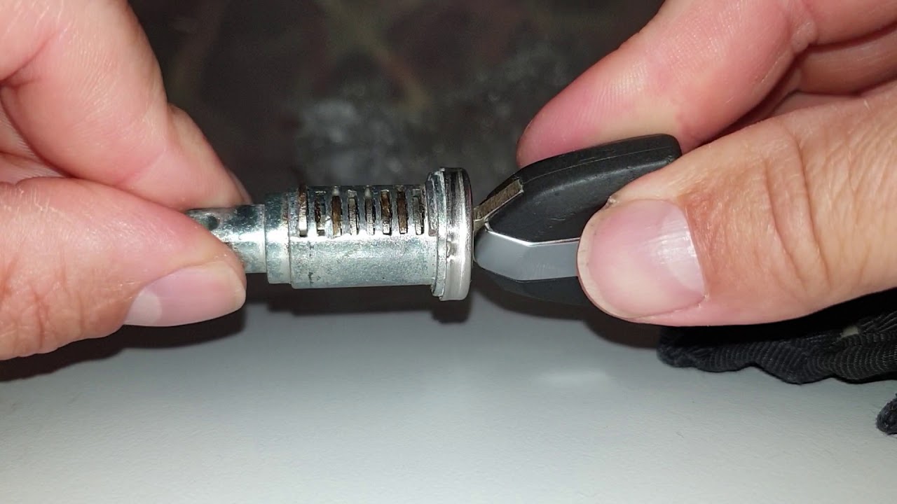 ADAPTAR LLAVE A BOMBIN O CERRADURA DE MOTO