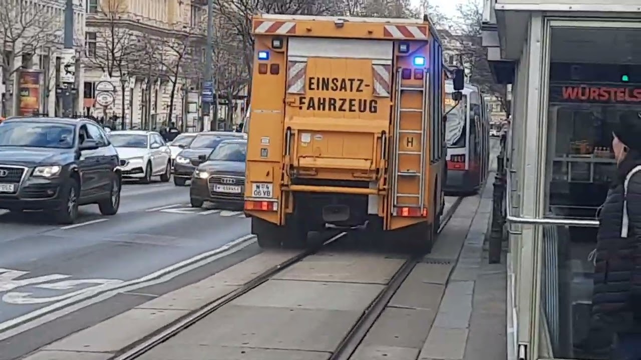 (Zusammenschnitt) Einsatzfahrzeuge Wiener Linien auf Einsatzfahrten