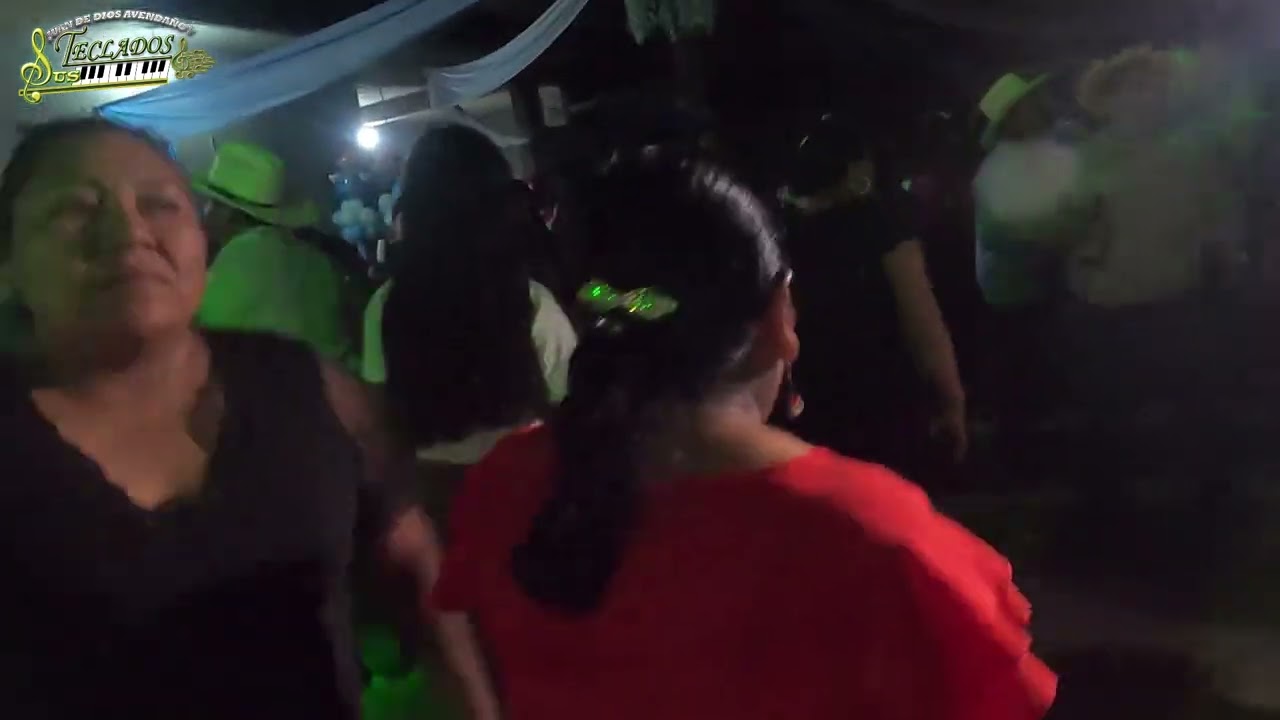 LA CHOZA ABANDONADA CON JUAN DE DIOS Y SUS TECLADOS EN VIVO