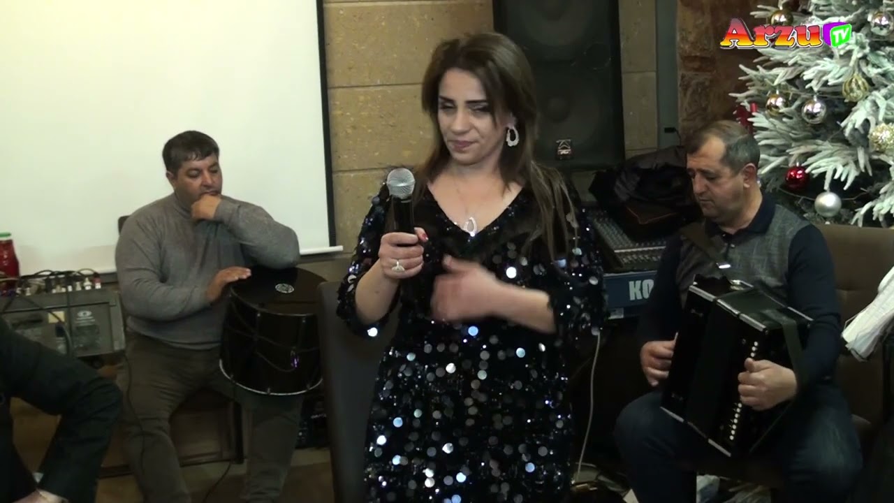 Sevinc İsmayılova Möhtəşəm oxudu