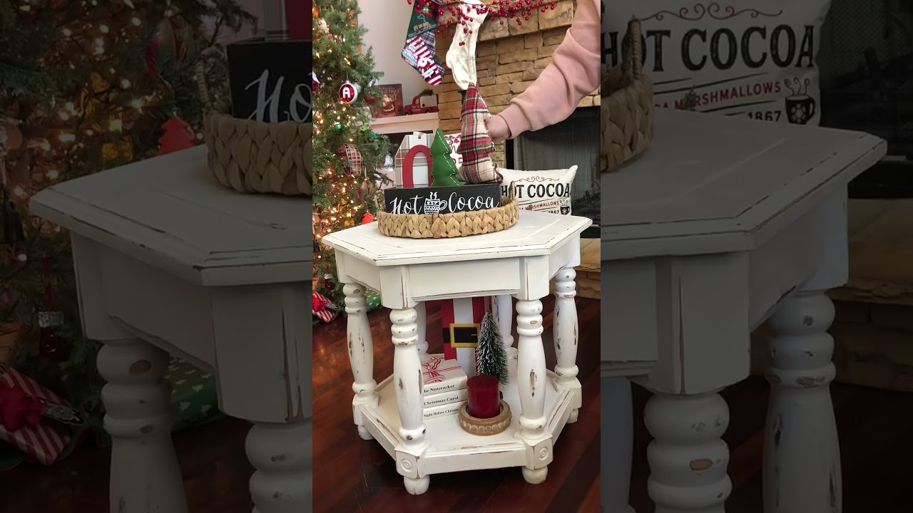 Holiday cheer: decor & treats #holidaydecor #christmas