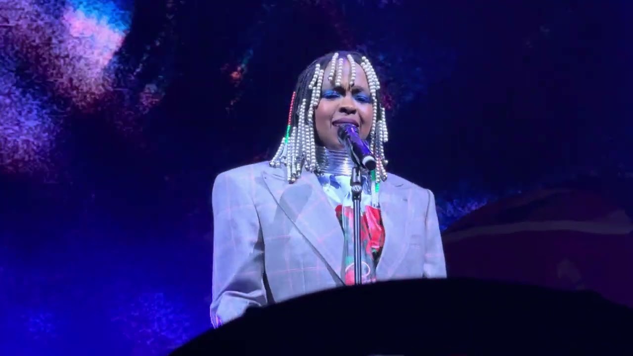 LAURYN HILL - EX-FACTOR - UTILITA ARENA - CARDIFF - 09.10.24