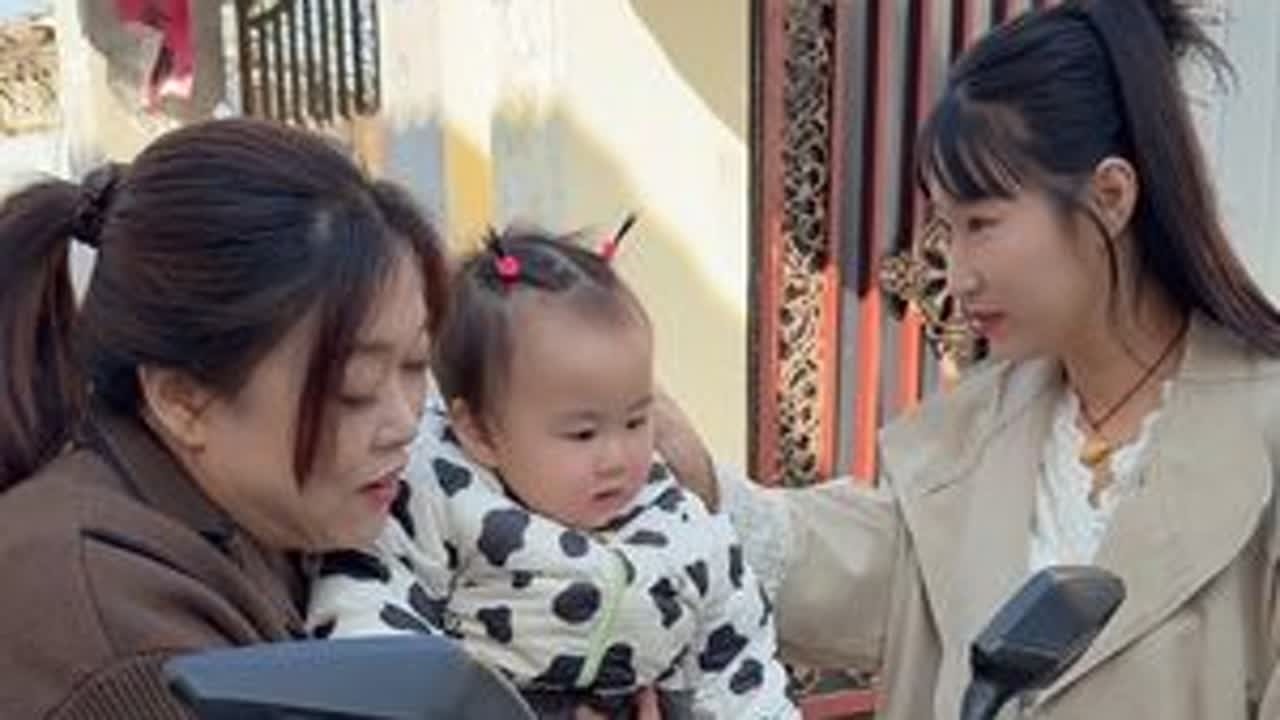 馨馨说满满只认车子不认人