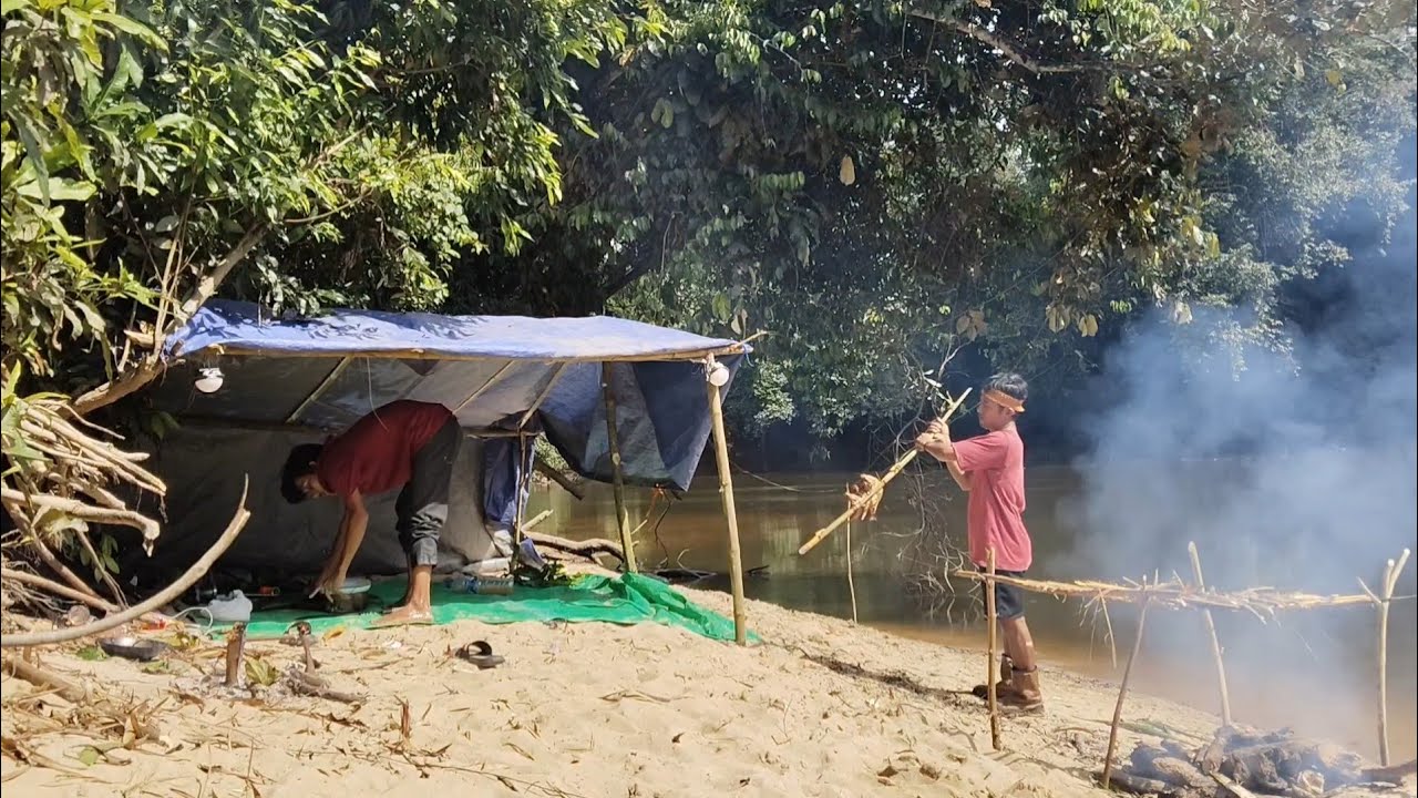 CAMPING 2 HARI BERBURU IKAN TIDUR DI PINGGIR SUNGAI BELANTIKAN