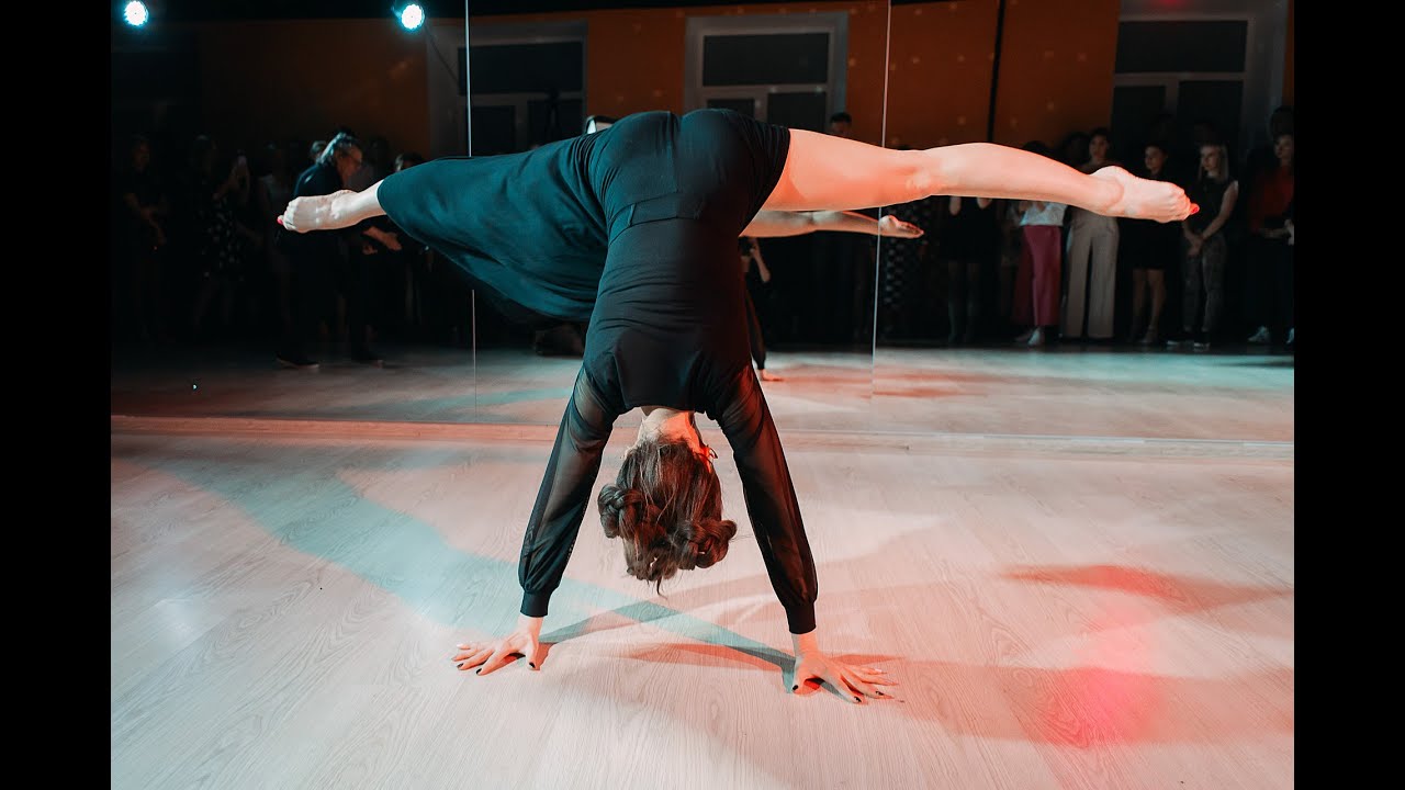 Современный танец. Студия танца Астра. Contemporary dance. Astra Dance Studio.