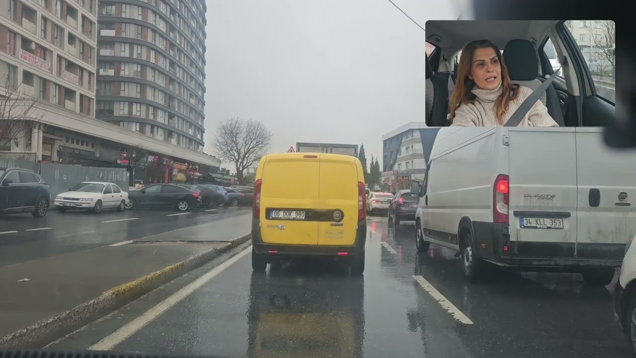 Yağmurlu havada sürüş deneyimi