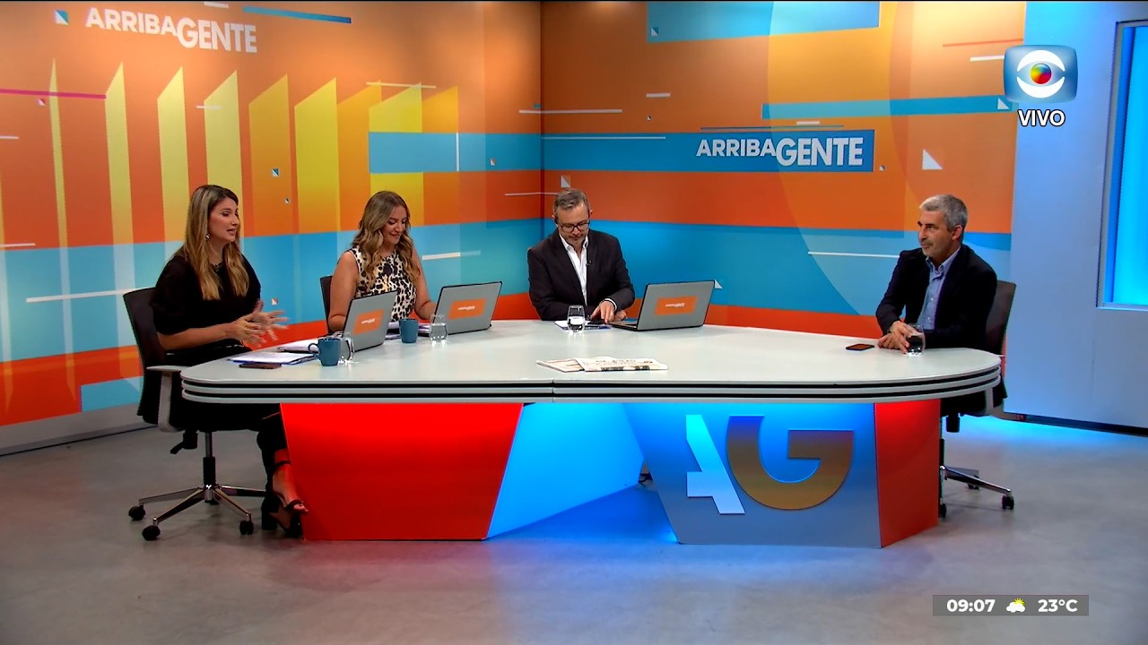 Entrevista- Autoridades analizan la problemática del celular en las aulas/ Pablo Caggiani, Codicen