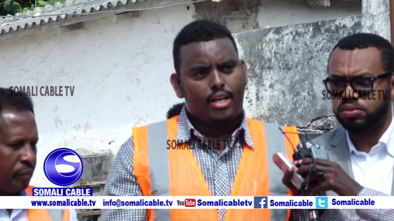 Gudoomiye Deg Xamar Jajab oo sheegay ineey dhisayaan wadooyina degmadaasi