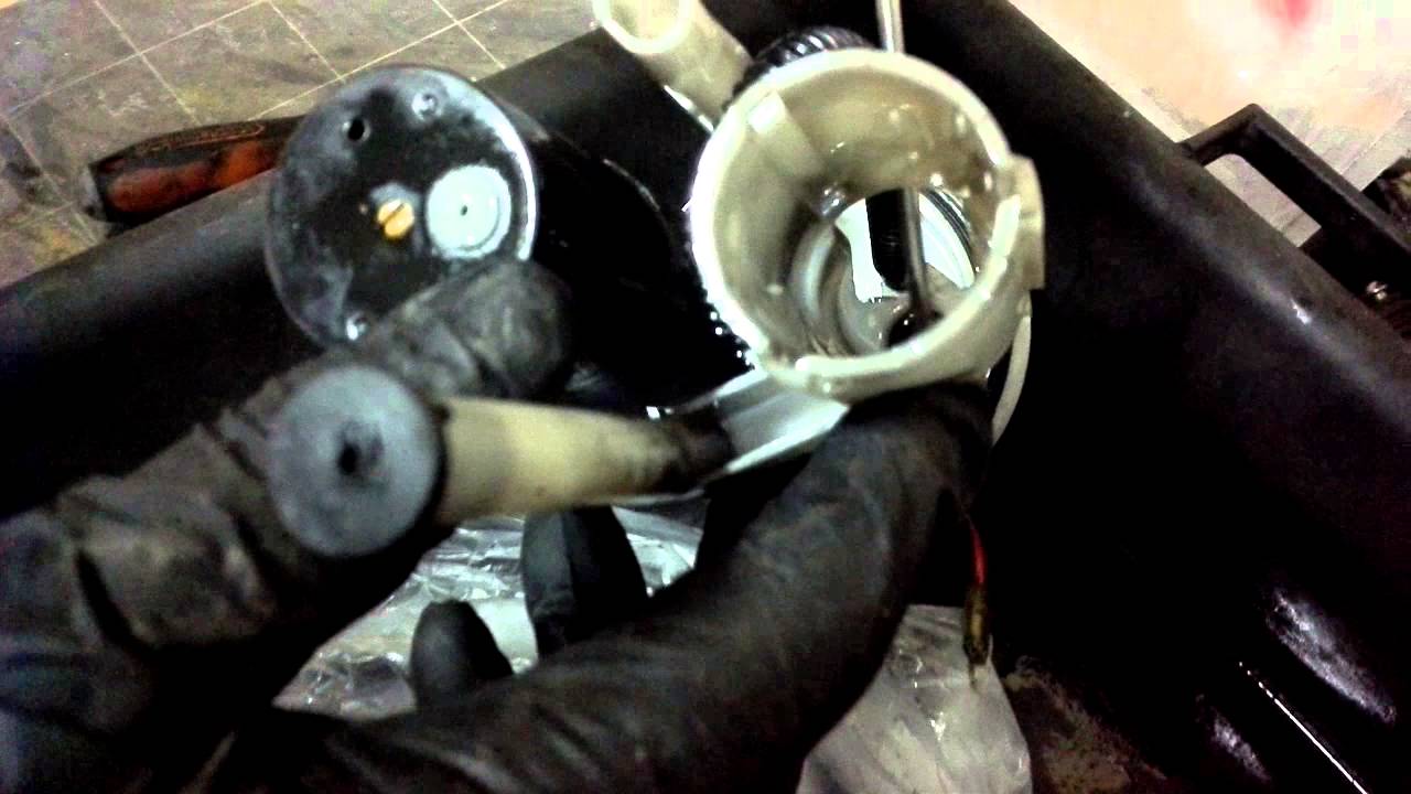 Démontage Pompe à Essence Yamaha Xmax Phase 01 (2ème Partie)