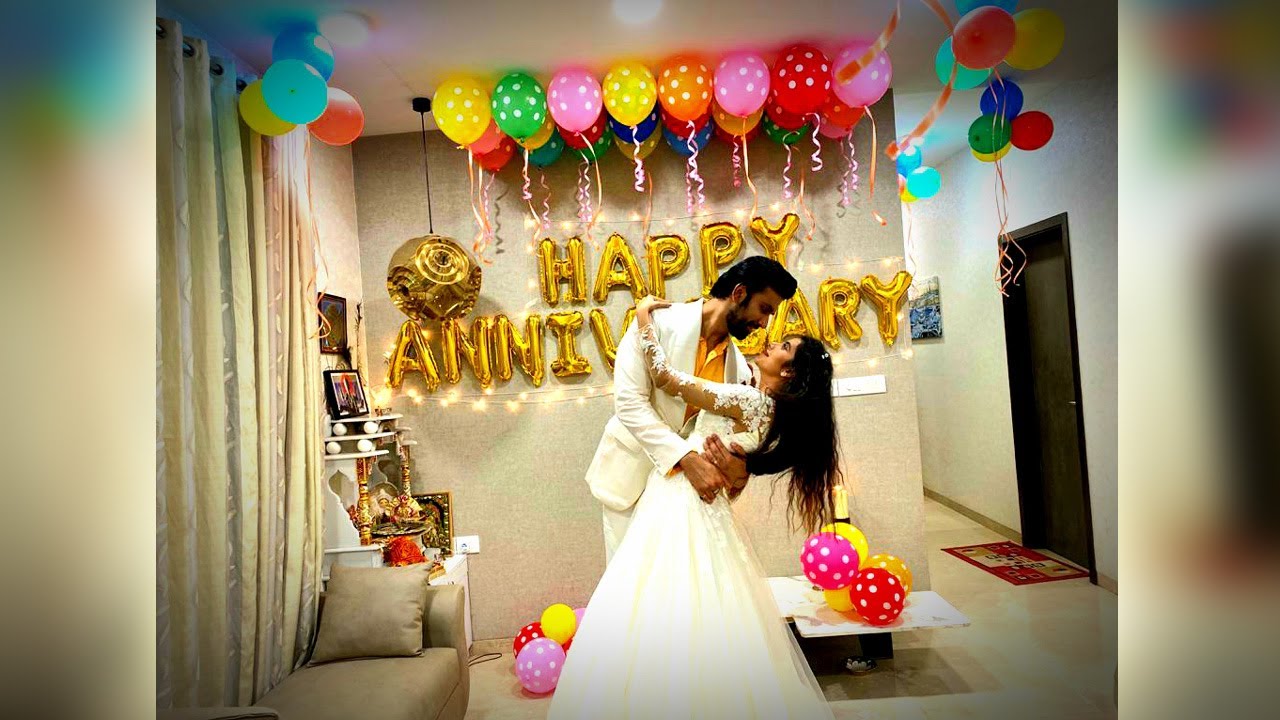 Our First Wedding Anniversary  |  Anniversary vlog| CHARU ASOPA SEN