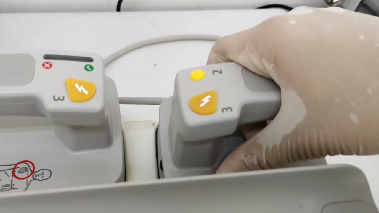 Instruções operacionais básicas do Cardioversor/Desfibrilador Philips DFM100