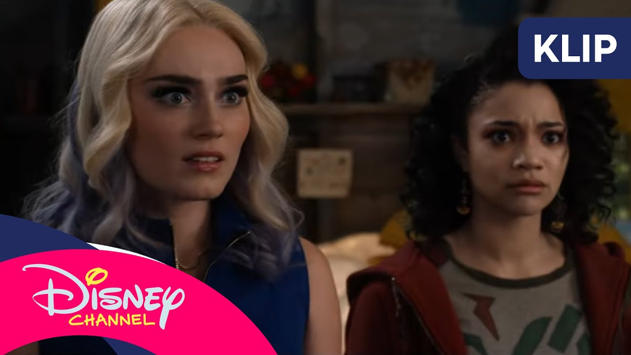 🤝 Współpraca | Zombies | Disney Channel Polska