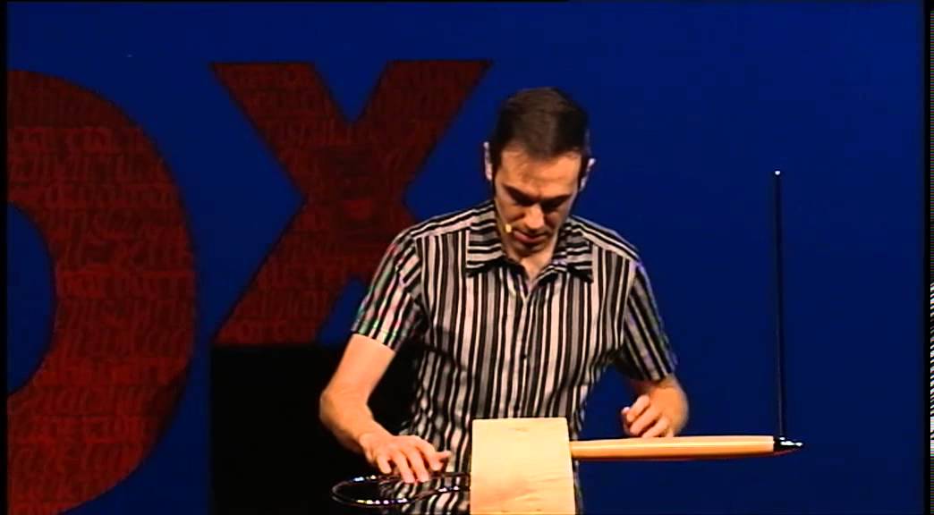 Amazing theremin: Javier Díez-Ena at TEDxMadrid