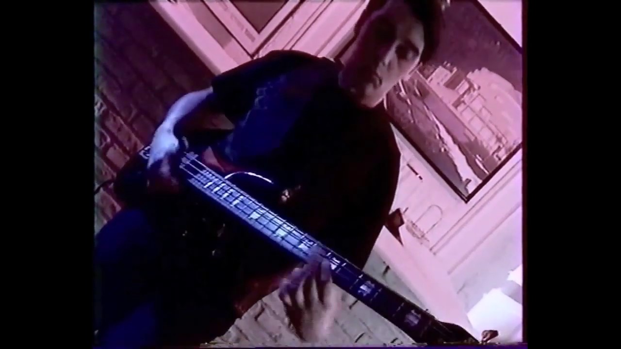 Jean Bisello (1995 )         Funk Slap Bass Demo 1