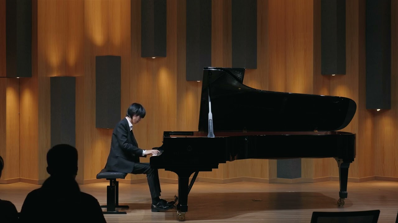 Kai-Lang Yang- Schumann - Arabesque in C major, Op 18