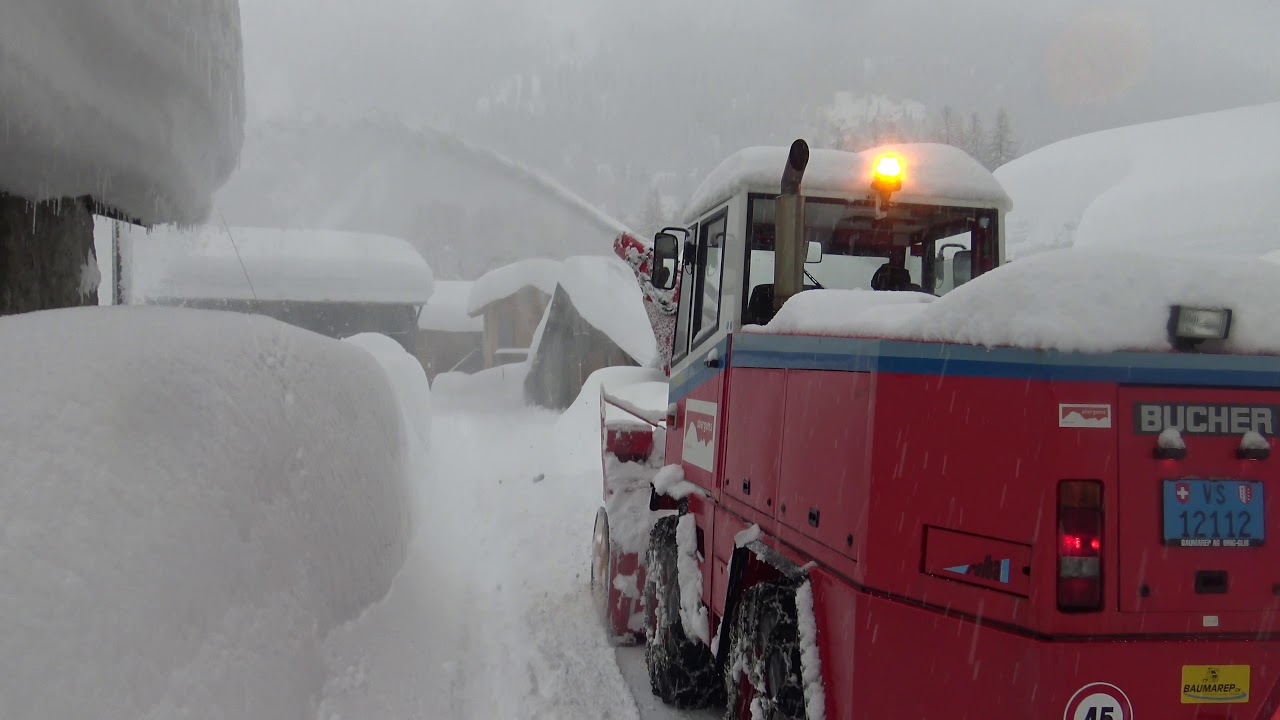 Starkschneefall in Oberwald VS am 04.01.2018