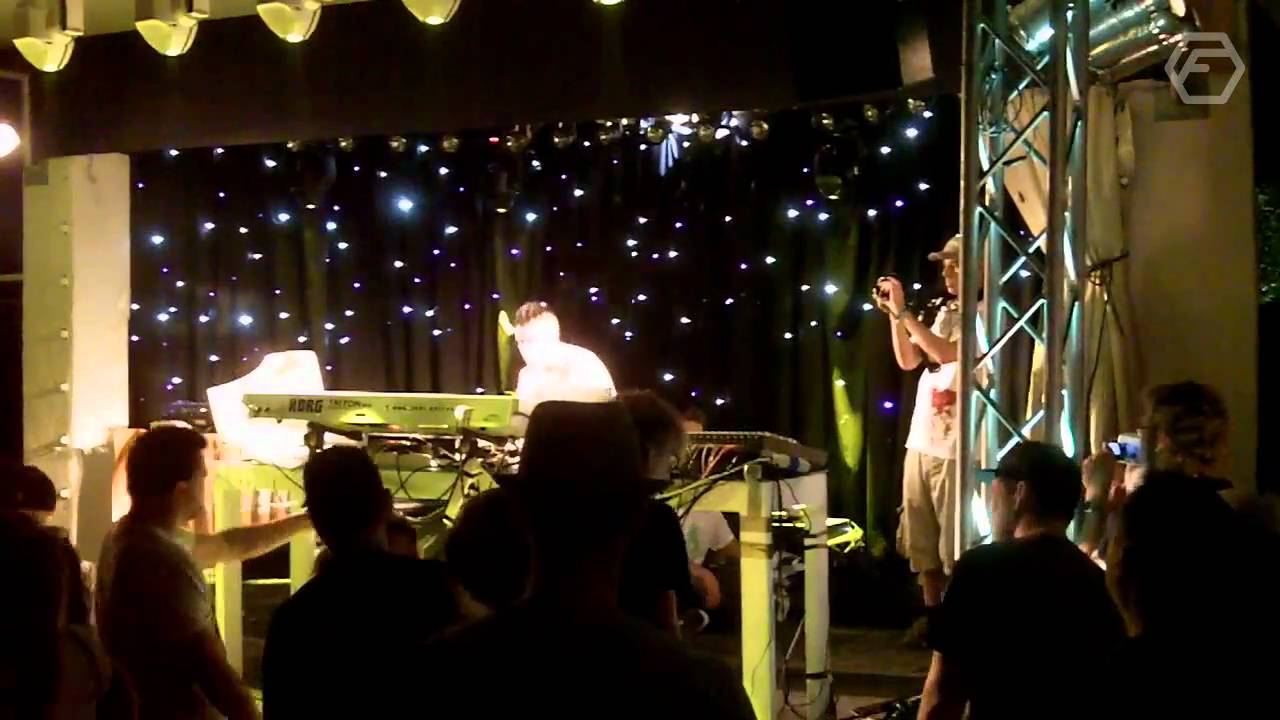 Paradox live @ SUNANDBASS 2010, Sardinia
