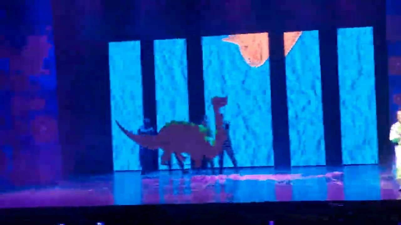 Topa y los dinosaurios