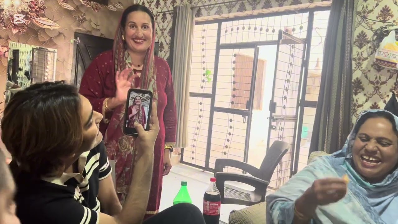 ￼ Hamm, Saab Milne gy hy ￼bji Uzma sy un k Ghr ￼gnao ￼ma hum sb ny but enjoy kia 