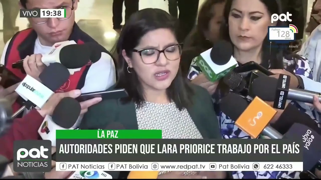 Critican a Edman Lara por participar en actos oficiales